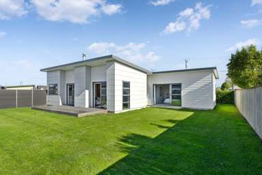 1 Plains Avenue_1
