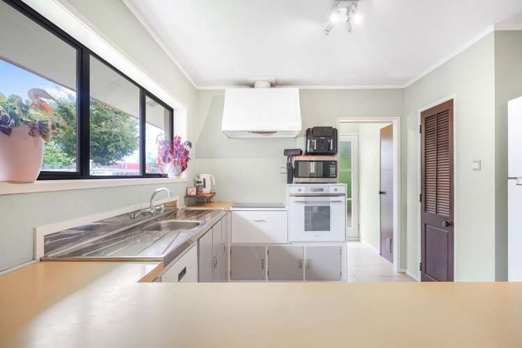 6 Mayfair Avenue Chartwell_10