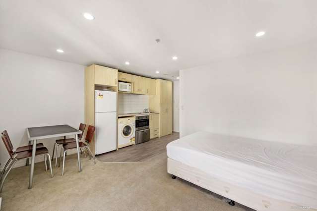5f/23 Emily Place Auckland Central_1