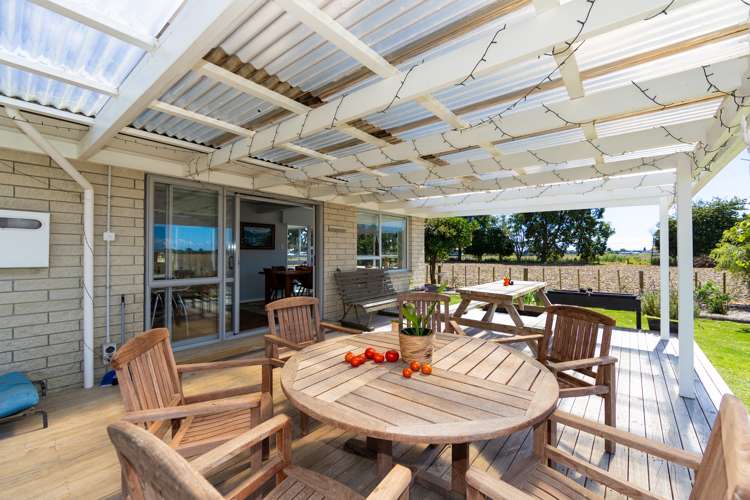 54 Jessep Road Meeanee_10