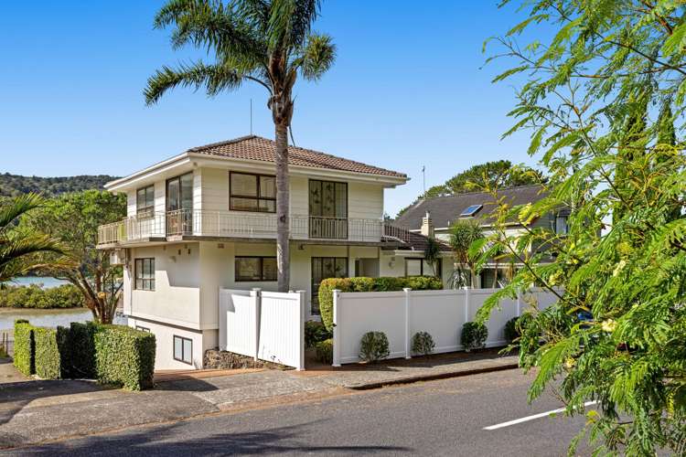 6 Waiwera Road_1