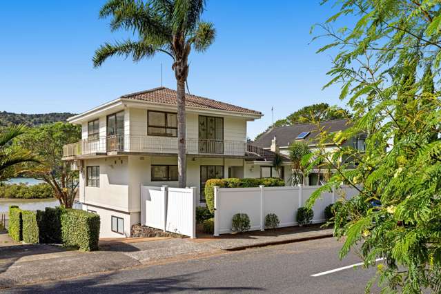 6 Waiwera Road Waiwera_1