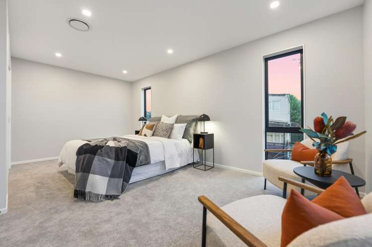 8c Catalina Crescent Forrest Hill_11