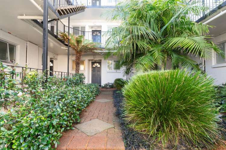 3/24A Hamilton Road 1685_10