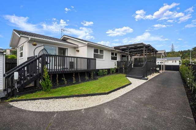 Your Dream Home Awaits – 2 home on one Title