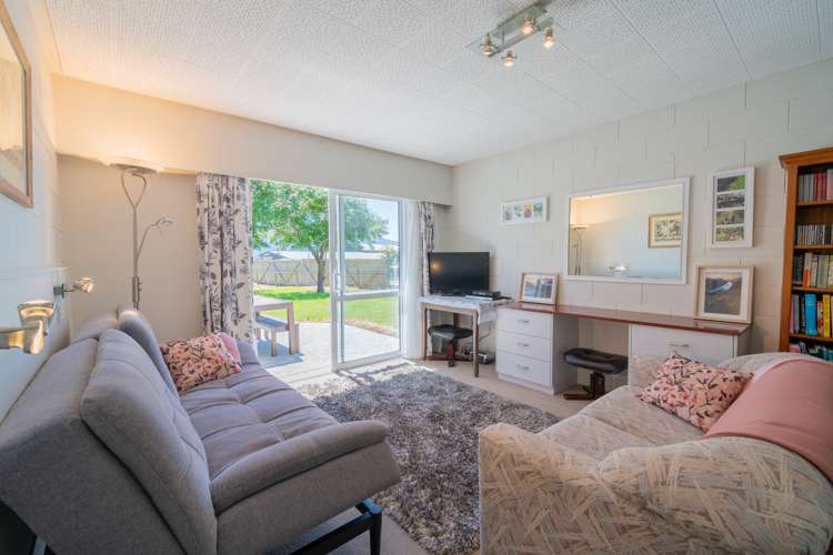 16 Burnby Place Te Anau_7