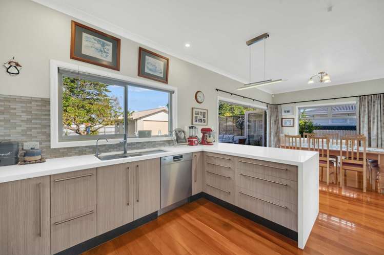 16 Alamein Crescent Onekawa_7