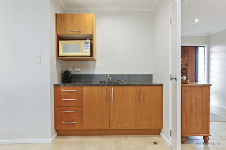 2c Highland Avenue Titirangi_14