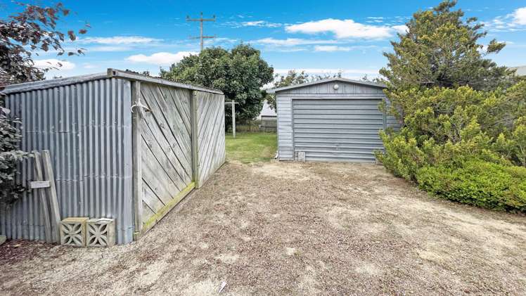 12 Hawthorne Avenue Patearoa_18