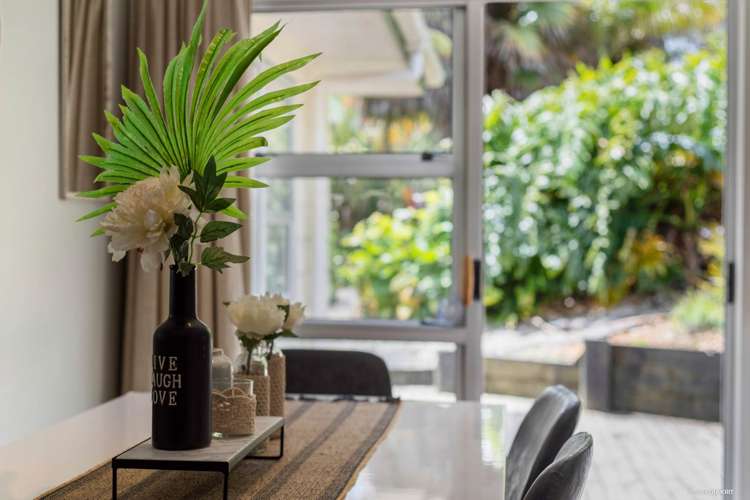 14 Seakens Way Glen Eden_6