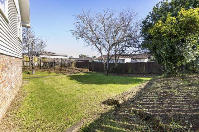 21 Hobart Crescent Wattle Downs_3