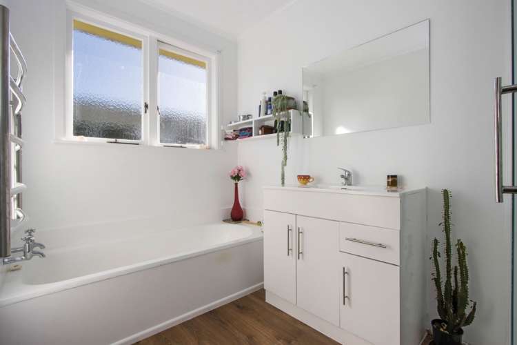 44 Station Road Paeroa_10