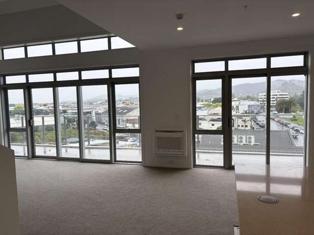 403/4 Reads Quay 1052_3