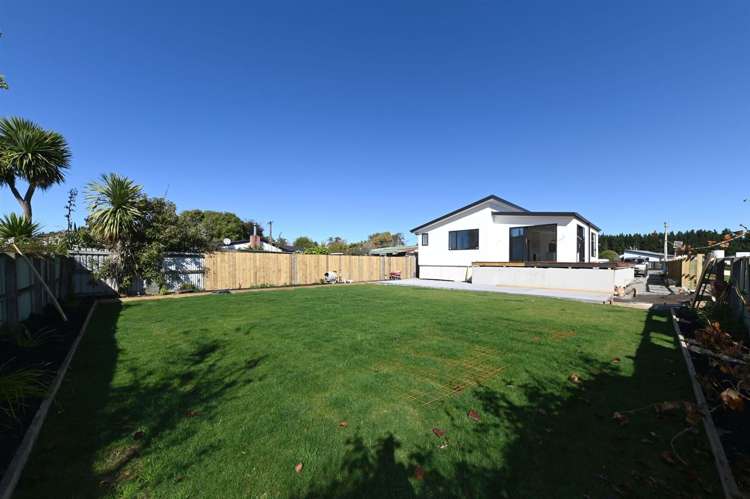 105 Kings Road Leithfield_11