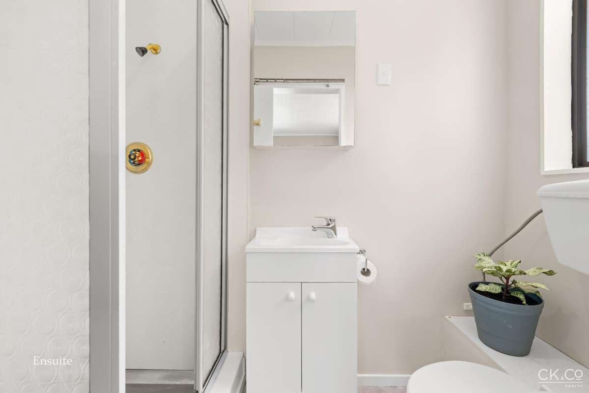 127 Gemstone Drive_4