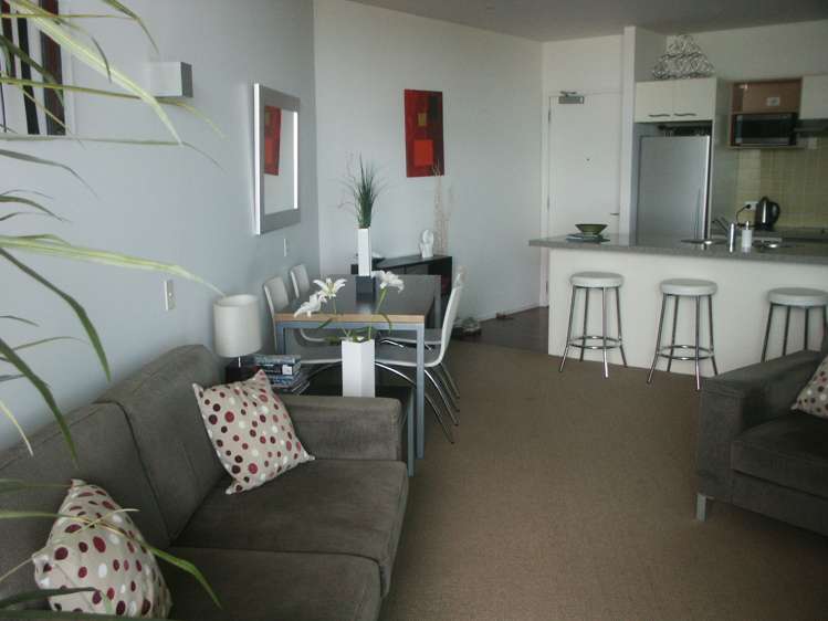 617/11 Tamariki Avenue Orewa_0