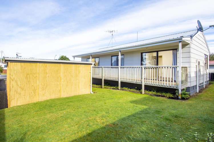 47b Millers Road Brookfield_2