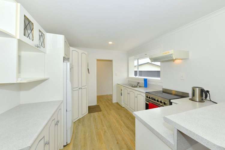 9 McCorkindale Place Shirley_13