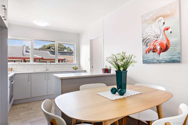 2/30 Campbell Road Onehunga_6