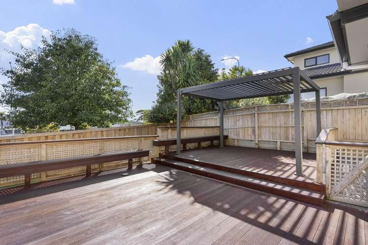 30 Scarlet Oak Drive Schnapper Rock_12