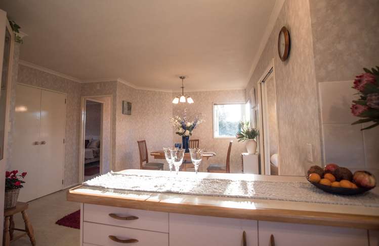 37 Luculia Drive Mount Maunganui_11