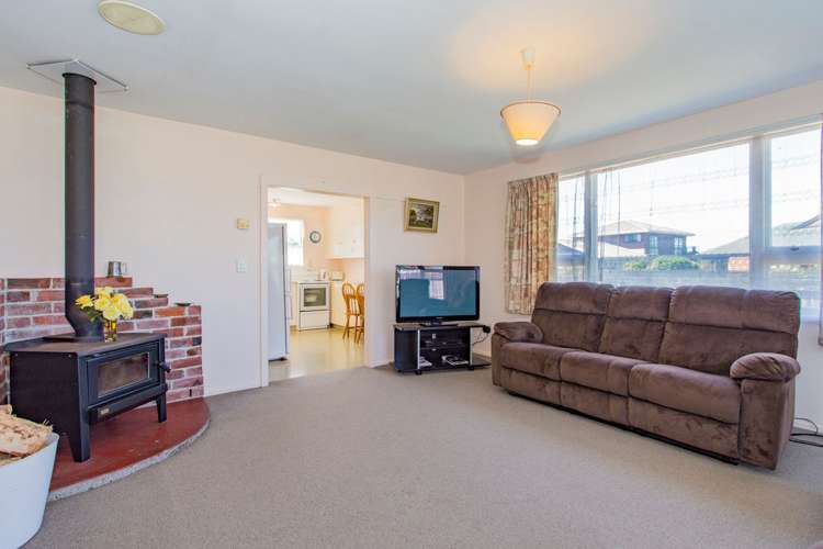 19 Seadown Crescent Amberley_6