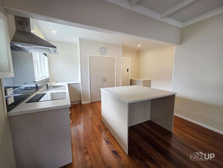 1/16 Northcote Road Takapuna_5