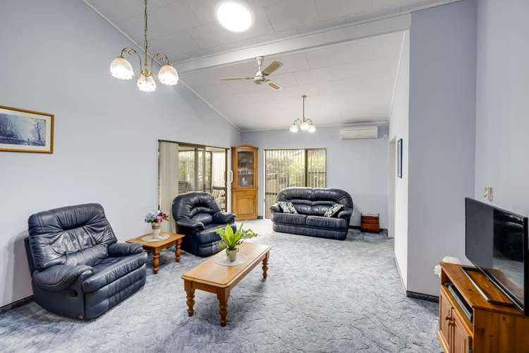2/30 Ngarimu Crescent Taradale_2