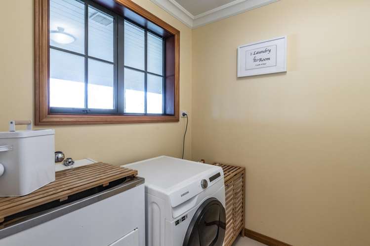 44 Millstream Drive Lincoln_11