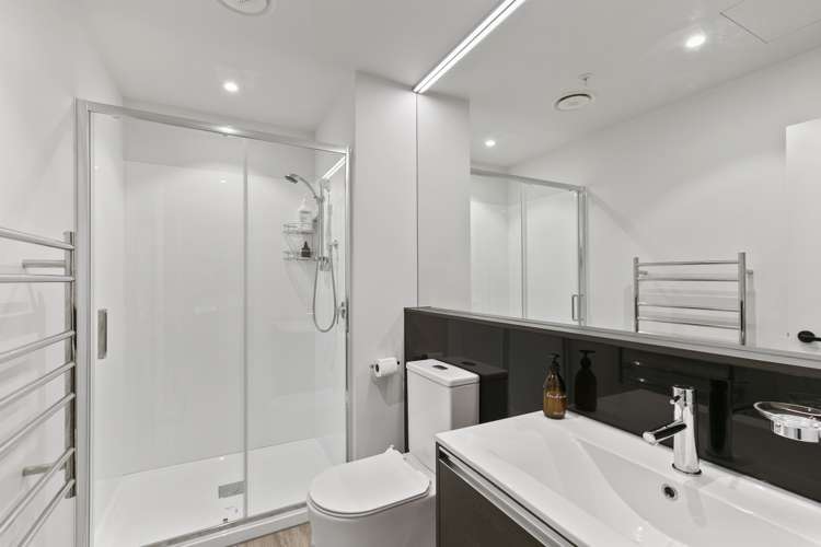 217/21 King Street Mount Cook_6
