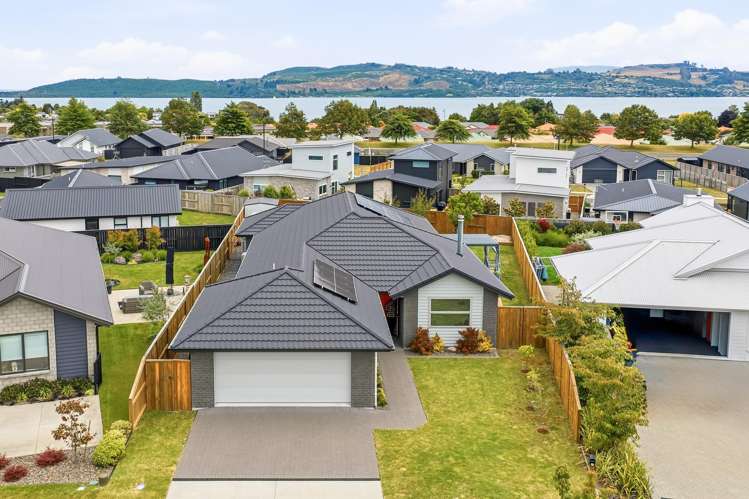 10 Tawhai Crescent Wharewaka_18