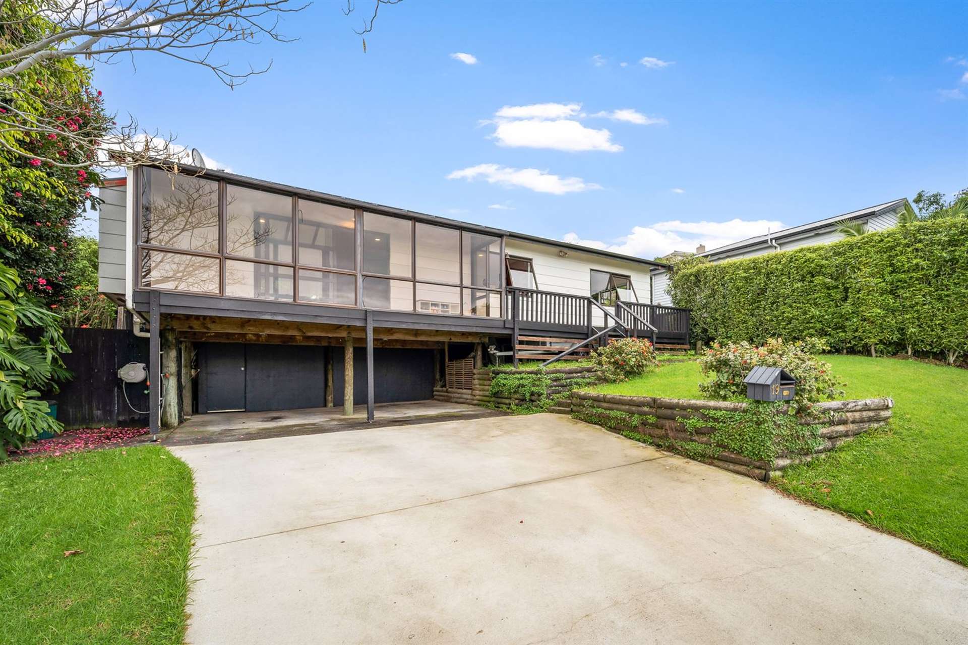 19 Rosario Crescent Red Beach_0