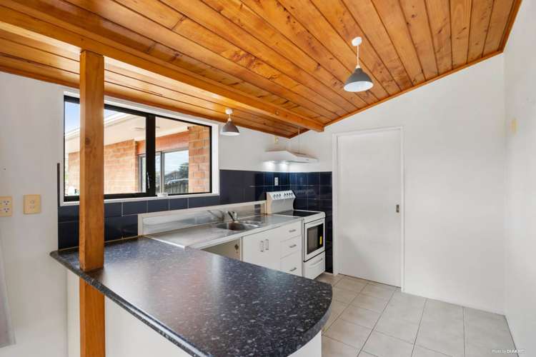 7 Muriel Place Ranui_3