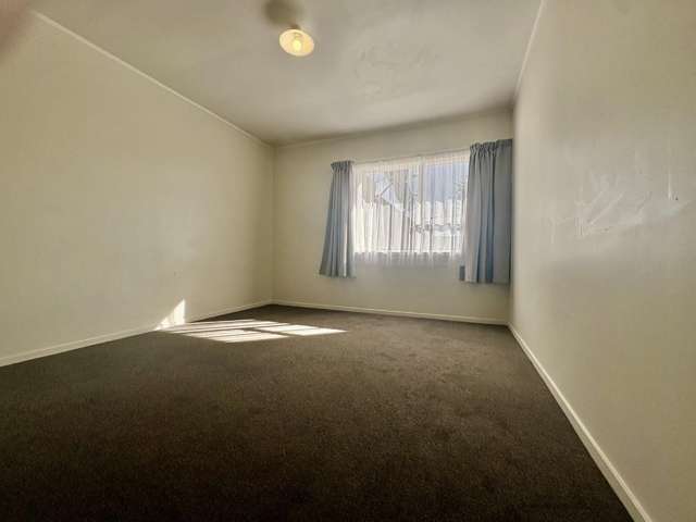 8/318 Te Atatu Road 1802_4