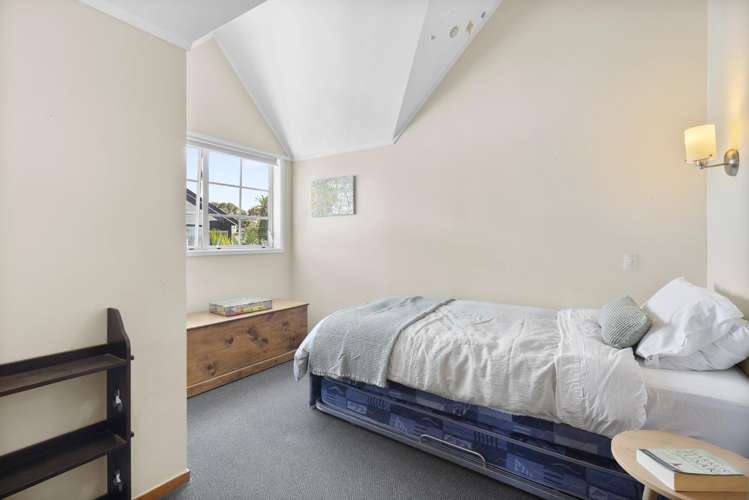 6 Boscawen Street Point Chevalier_14