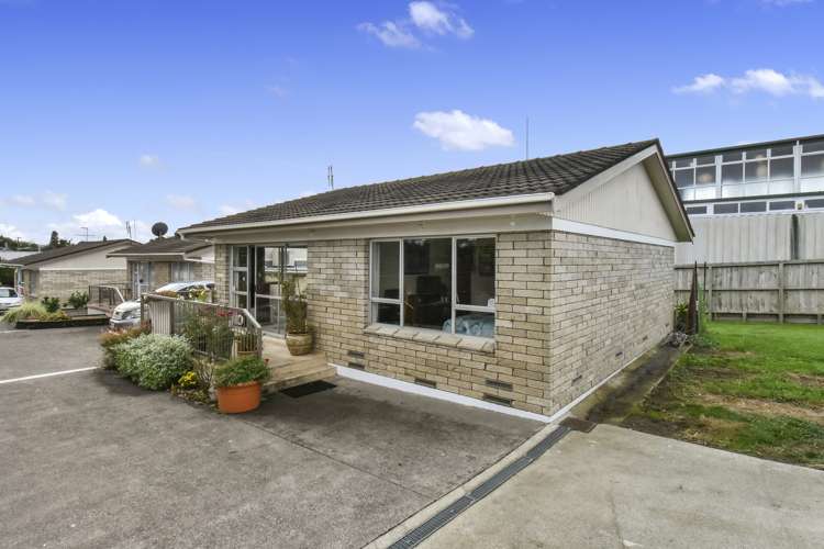 42 Clevedon Road Papakura_11