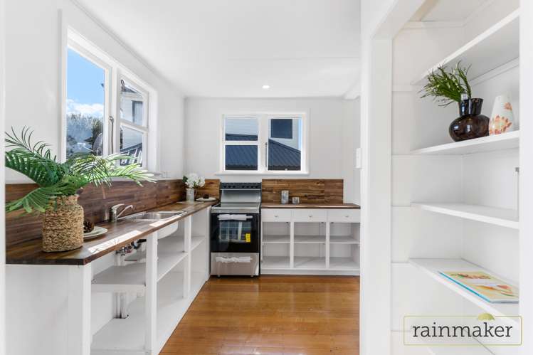 35 Coral Crescent Panmure_6