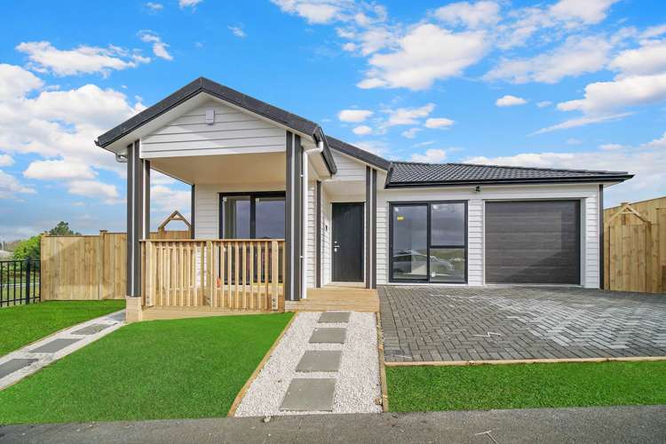 2 Rarangi Mai Lane Karaka_16