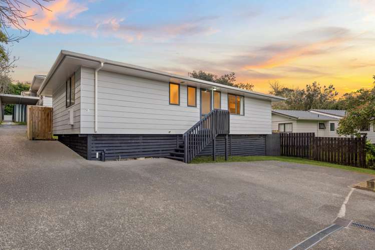 8A Alidade Place Massey_22