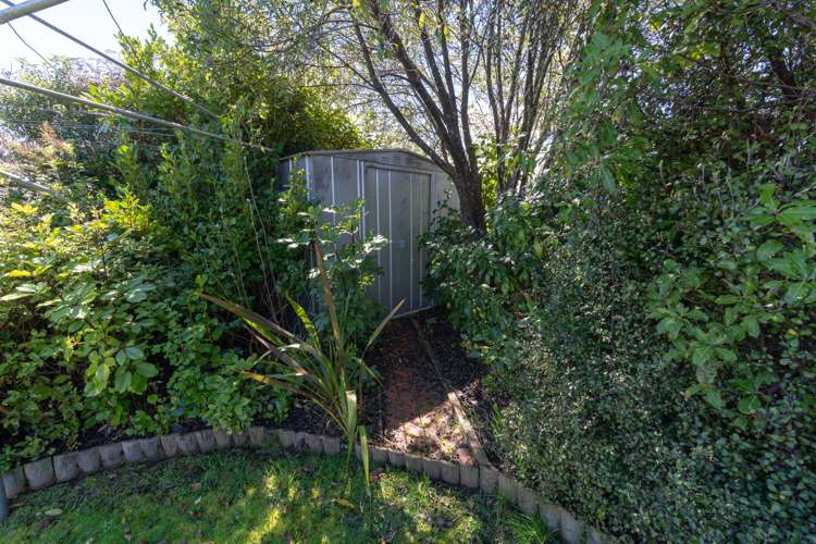 39 Home Street Manapouri_13