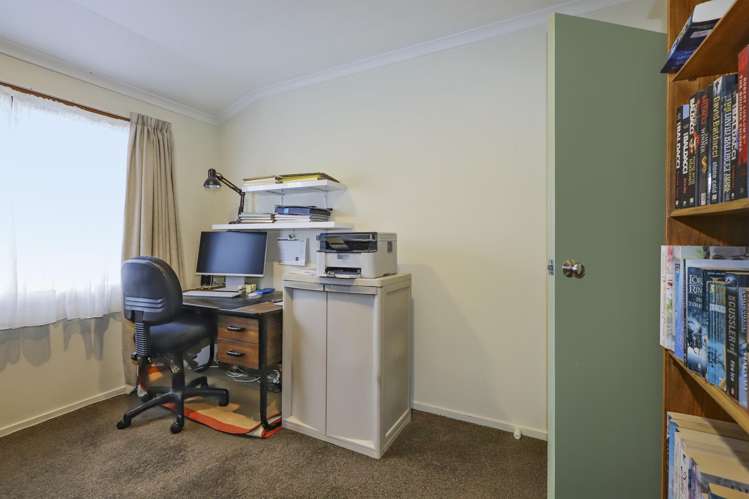 1015 Caroline Road Mayfair_9