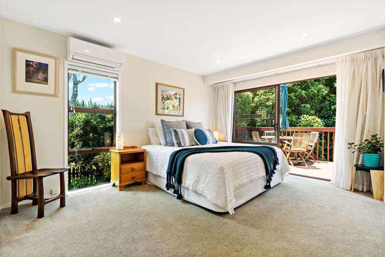7 Helvetia Drive Browns Bay_11