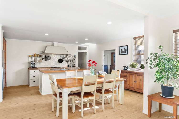 12 William Potter Lane Karaka_11