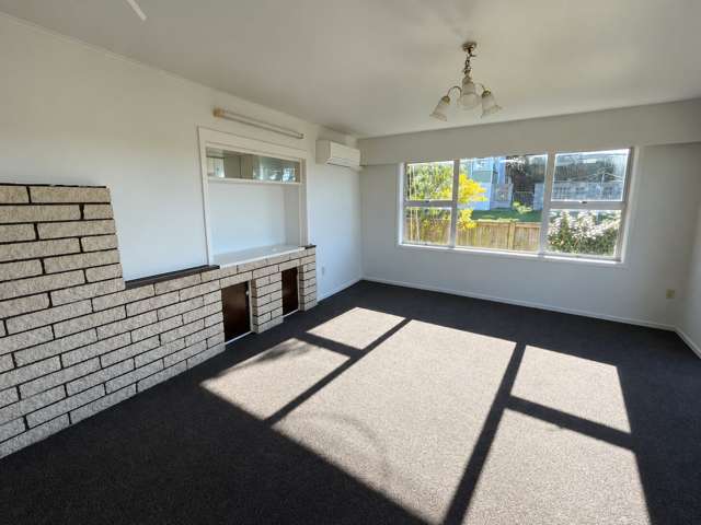 15 Beaumaris Place Dinsdale_1
