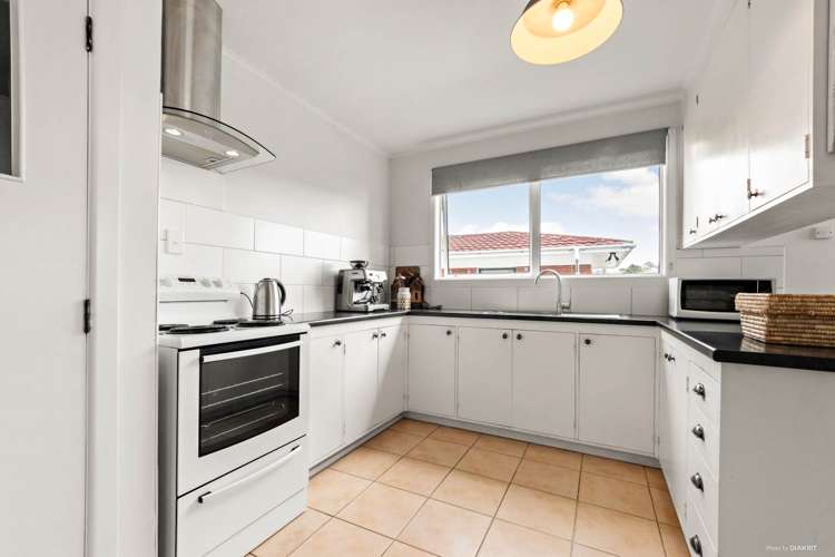 157 Whitney Street Blockhouse Bay_9