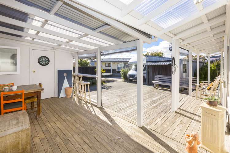 64 Bell Road Waiwhetu_7