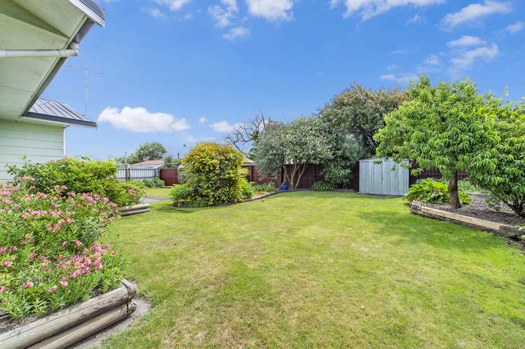 17 Gibson Drive Hornby_19