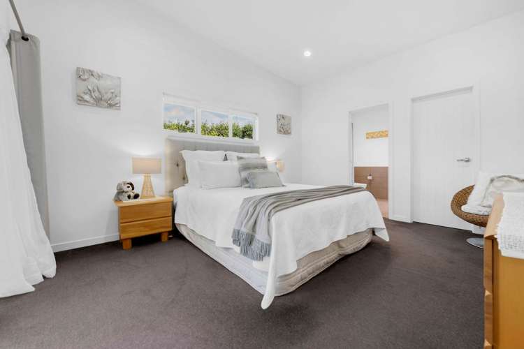 1 Liberty Crescent Beachlands_16