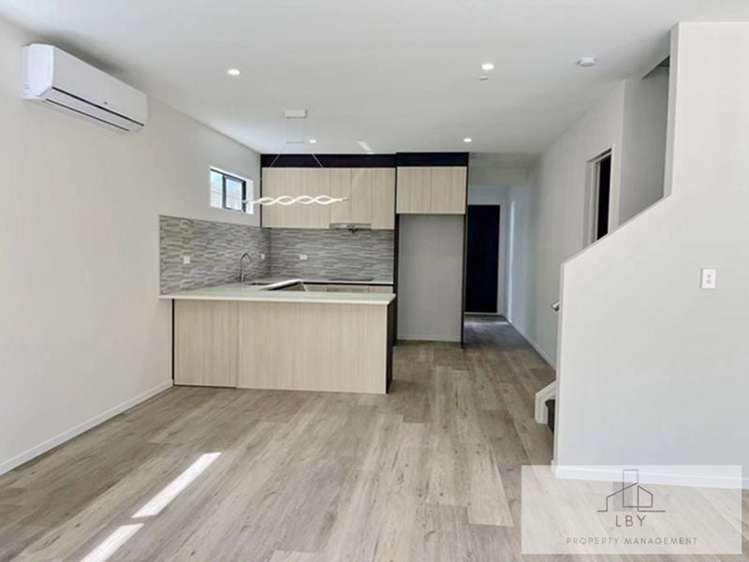 252 Jack Lachlan Drive Beachlands_2