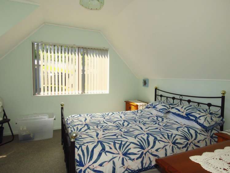 5 Dudley Crescent Cable Bay_20